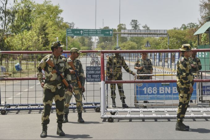 Indien und Pakistan streiten schon seit Jahrzehnten um Kaschmir. kaschmir