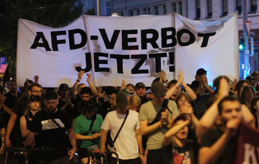 Die Stimmen nach einem Verbot der Partei werden lauter.