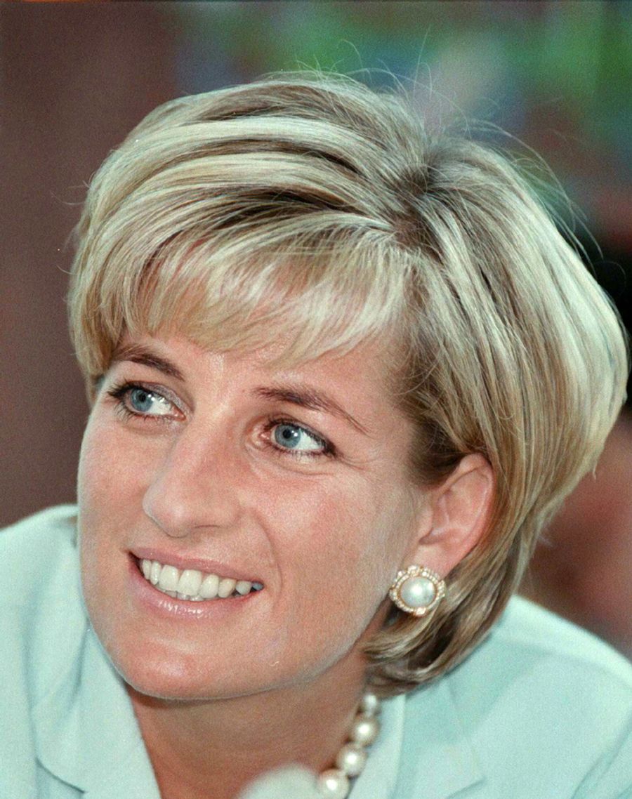 Ganze 76 Prozent der Befragten haben ein positives Bild von Lady Diana, die im August 1997 bei einem Autounfall verstarb.