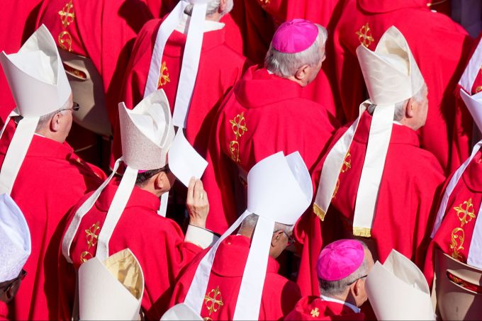 Über 80-jährige Kardinäle dürfen nicht an der Papstwahl teilnehmen. Konklave Kardinäle
