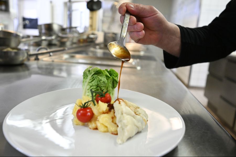 In der Gastronomie ist der Mangel an Lehrlingen weit verbreitet. (Symbolbild)