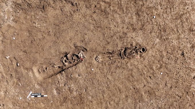Die ältesten Boswiler. Bei Ausgrabungen an der Bachstrasse wurden im Frühjahr 2025 zwei frühe christliche Gräber aus dem 8. Jahrhundert entdeckt. Boswil