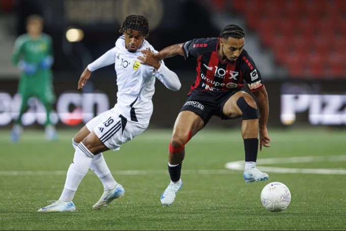 Malik Deme (links) wird von YB an Xamax ausgeliehen. YB