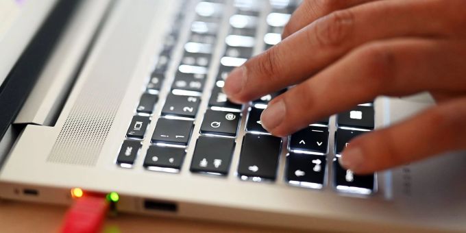 Die Nachfrage nach Informationstechnologie wächst. Die Nachfrage nach Informationstechnologie wächst.