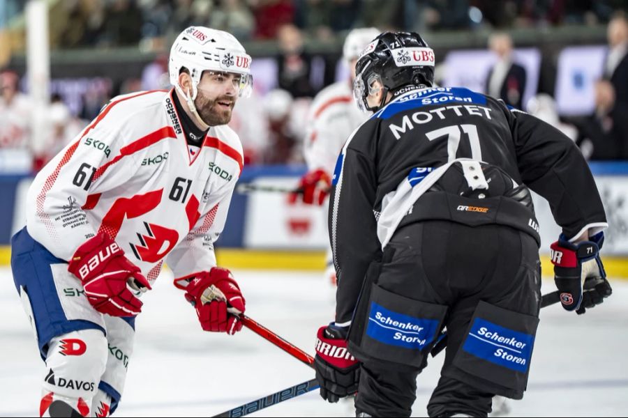 Provokateur Martin Kaut erlebt nur das erste Drittel am Spengler Cup.