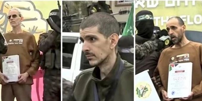 Die drei Geiseln der Hamas sind bei ihrer Freilassung gezeichnet von den Strapazen.