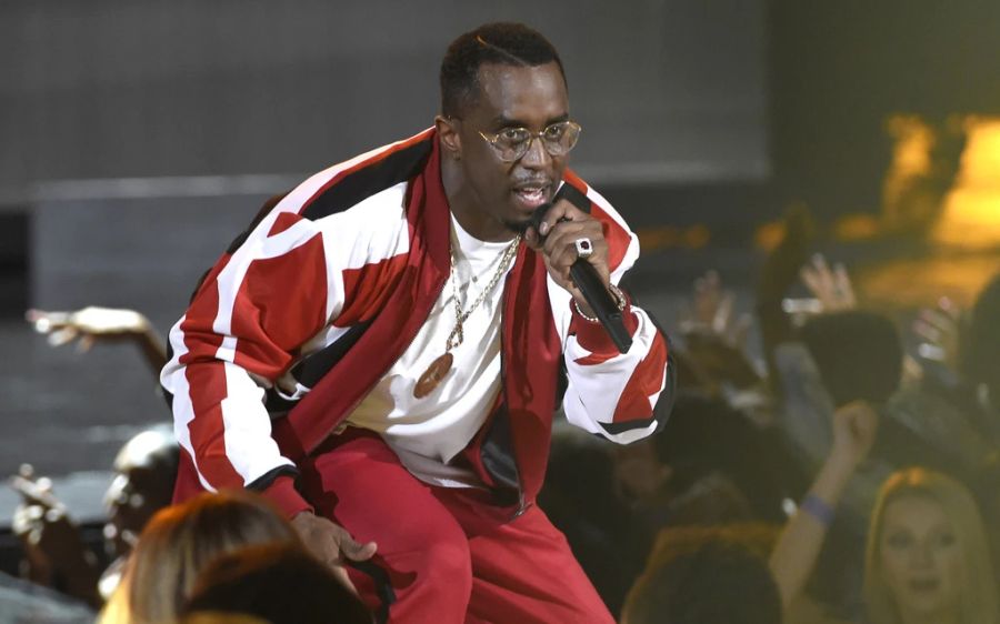 Diddy sieht sich mit über 100 schwerwiegenden Anklagen konfrontiert.