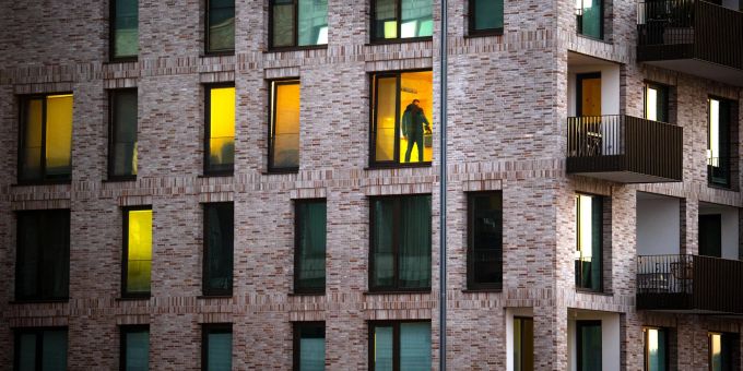 Besonders in den Grossstädten ist Wohnraum knapp und die Mieten steigen unentwegt. Schweiz
