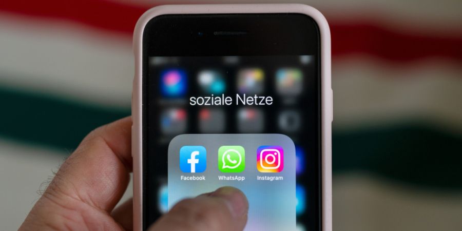 Eine ehemalige Mitarbeiter der St. Galler Staatsanwaltschaft wurde am Freitag vom Kreisgericht St. Gallen wegen Amtsgeheimnisverletzung verurteilt. Sie teilte ihrem Bruder Informationen...