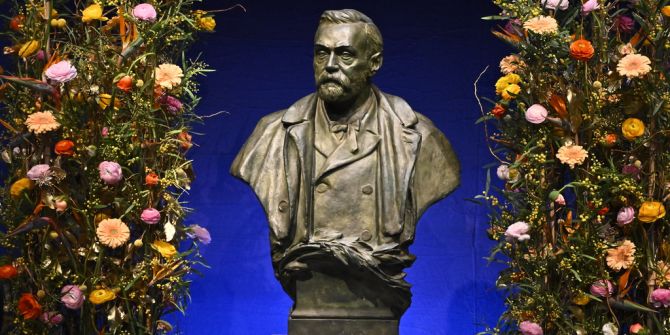 Alfred Nobel (1833-1896)