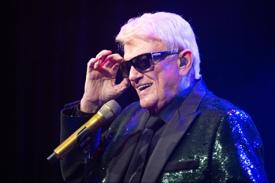Einer der Gründe war der Auftritt von Heino, der höhere Gagen verlangt.