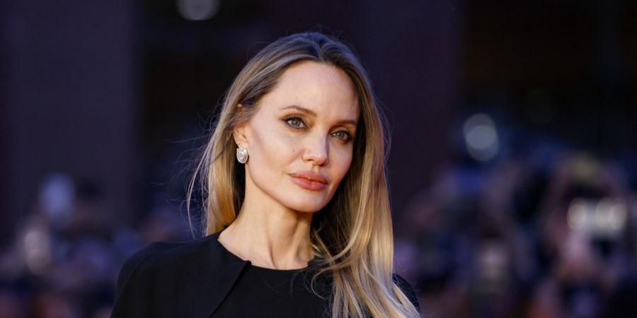 Angelina Jolie