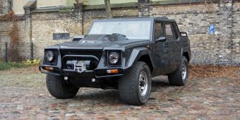Lamborghini LM002