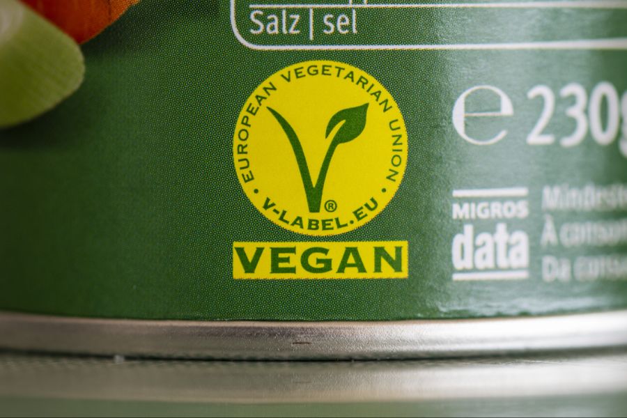 Molly Brown lebte Jahre lang vegan und vegetarisch. In dieser Zeit erlitt sie acht Fehlgeburten.