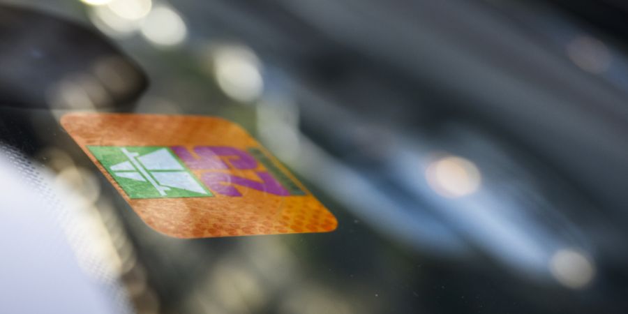 Die Autobahnvignette für das Jahr 2025 war bis Ende Januar 2026 gültig. Knapp 500 Lenkerinnen und Lenker hatten letzten Samstag an den Grenzübergängen bei Basel keine gültige Vigne...