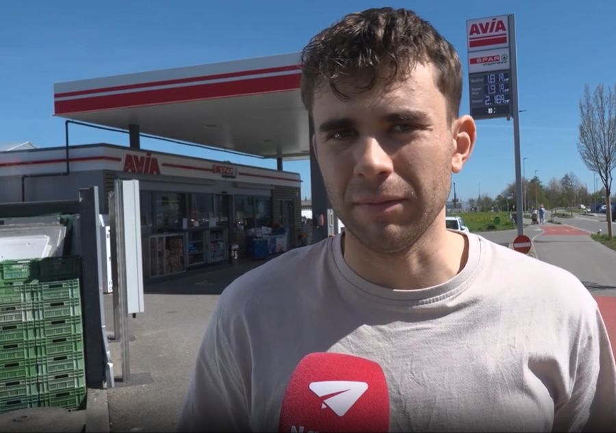 Luca (22) erklärt: «Im Monat macht das jetzt schon 50 bis 60 Euro aus.» Umgerechnet sind das 46 bis 55 Franken.