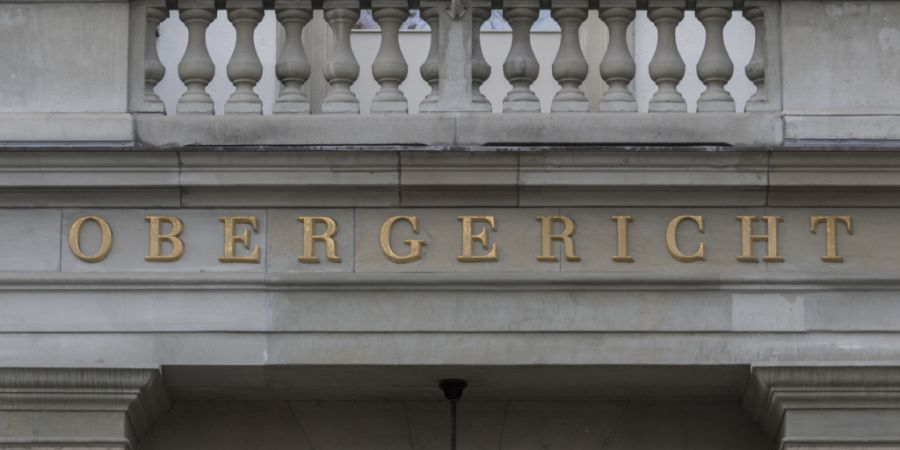 Am Donnerstag steht ein Mann vor dem Zürcher Obergericht, der versucht haben soll, im Darknet einen Killer anzuheuern. Dieser sollte seine Ex-Partnerin töten. (Symbolbild)