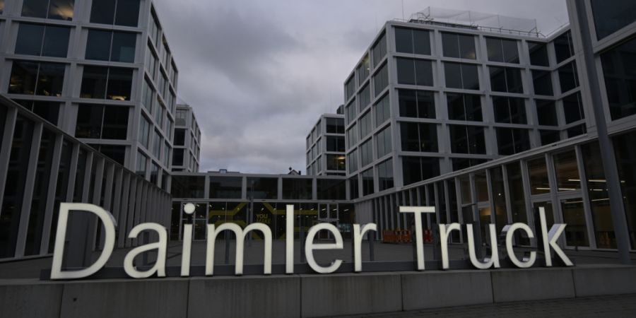 Bei Daimler muss der ganze Konzern sparen - auch der Nutzfahrzeughersteller. (Archivbild)
