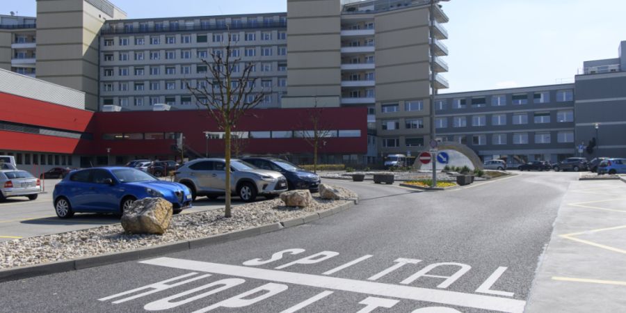 Das Freiburger Spital HFR schrieb 2025 einen Verlust. (Archivbild)