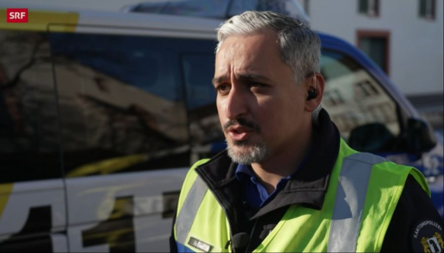 Fehim Arslani von der Kapo Basel-Stadt sagt, dass die Polizisten die Tricks kennen. Man schule laufend.