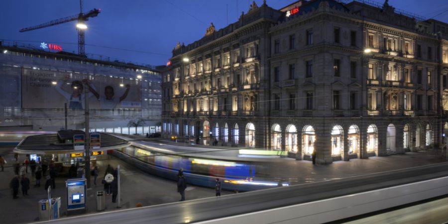 Der Zürcher Finanzsektor ist und bleibt eine tragende Säule für Wirtschaft, Gesellschaft und Staat - und zwar für Stadt, Region und Kanton Zürich. Der Zürcher Bankenverband deshal...