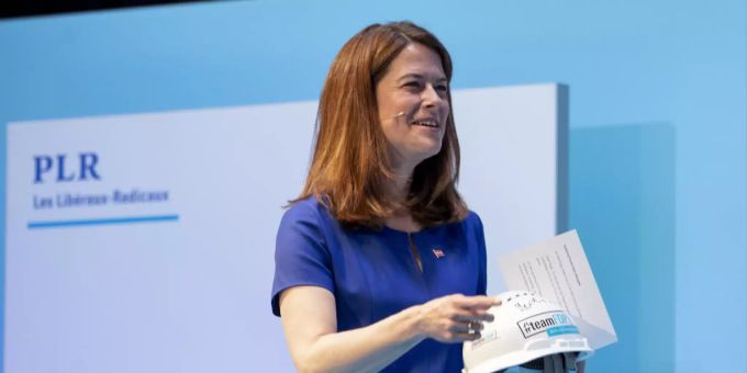 FDP Parteipräsidentin Petra Gössi findet, dass es mehr Information braucht. gössi fdp