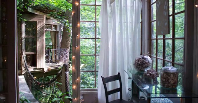 Airbnb