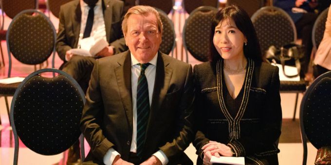 Gerhard Schröder ist auf Diät. (Archivbild) Gerhard Schröder