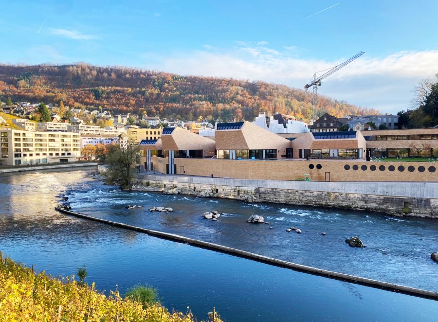 Das Gebäude an der Limmat.