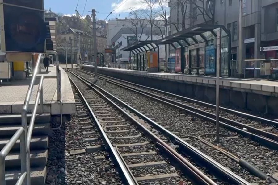 Auch in Stuttgart bleibt der Bahnsteig heute Montag leer.