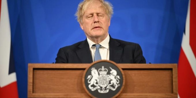 Johnson muss sich Fragen der Abgeordneten stellen Johnson muss sich Fragen der Abgeordneten stellen