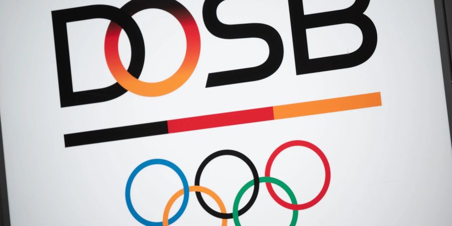 Das Logo «Deutscher Olympischer Sportbund» (DOSB) steht an dessen Hauptsitz.