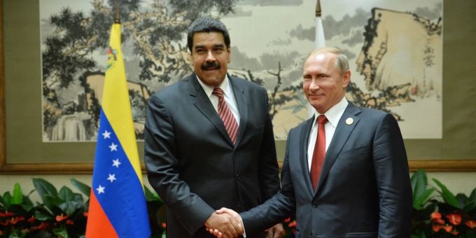 Laut Ex-Vertrautem - Putin flüchtet bei Kriegsniederlage nach Venezuela