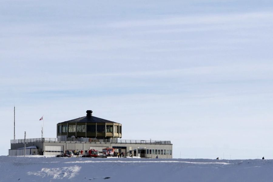Das Panoramarestaurant auf dem Gipfel der Pisten von Saas-Fee.