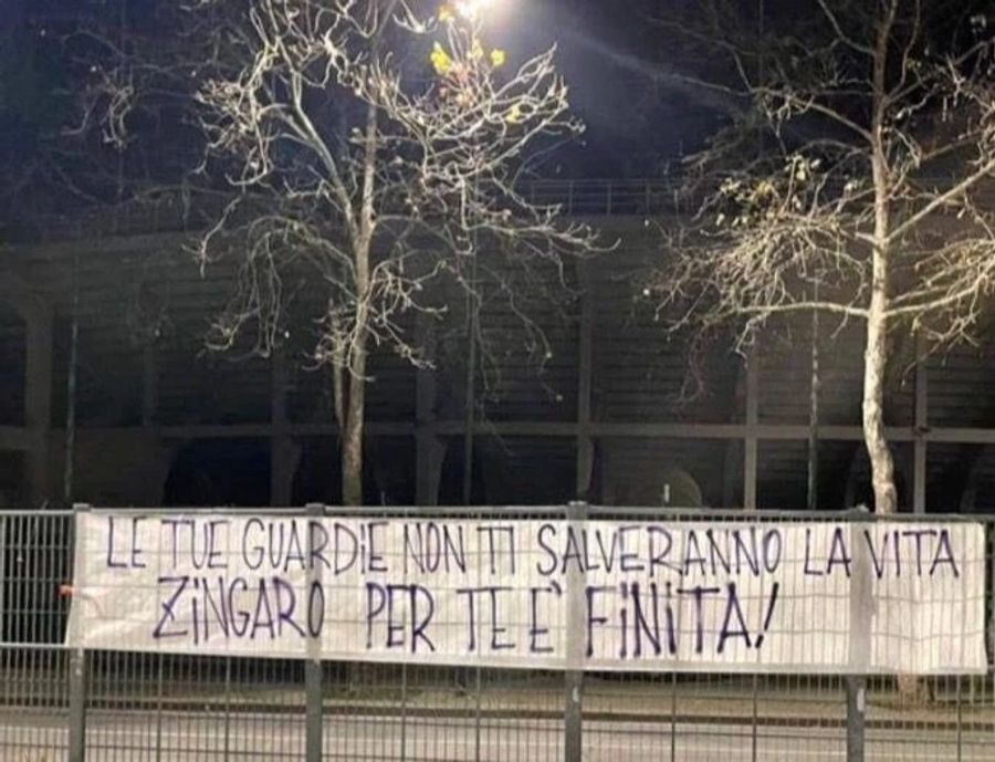 Ultras aus Florenz bombardieren Vlahovic mit Todes-Drohungen.