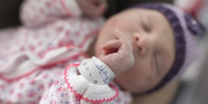 Jahr 2021 schlägt Rekord der Geburtsrate von 1972 2021 Geburten 1972