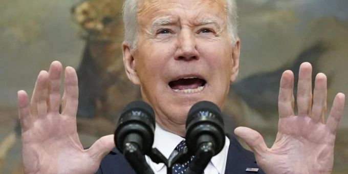 Präsident Joe Biden spricht im Roosevelt Room des Weissen Hauses über den Ukraine-Konflikt. Foto: Alex Brandon/AP/dpa Präsident Joe Biden spricht im Roosevelt Room des Weissen Hauses über den Ukraine-Konflikt. Foto: Alex Brandon/AP/dpa