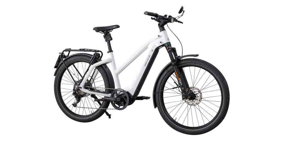Was sehen Sie hier? Ein Elektrofahrrad, oder? Nicht ganz, denn sogenannte S-Pedelecs wie etwa dieses Modell von Riese & Müller sind bereits Kraftfahrzeuge, für sie gelten andere Regelen als bei normalen E-Bikes.
