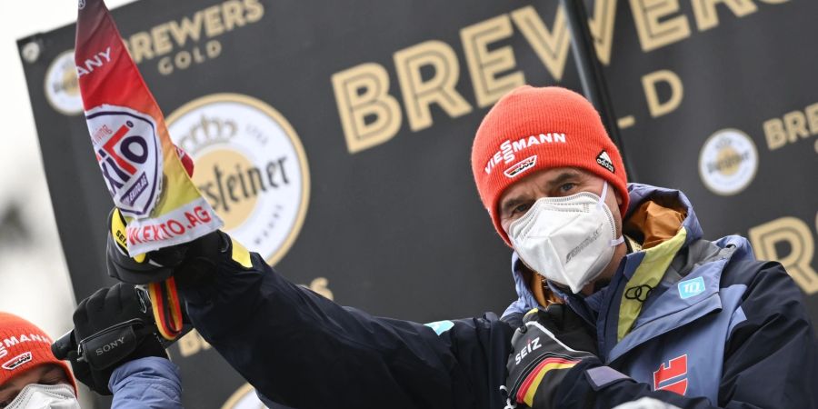 Der Vertrag von Skisprung-Bundestrainer Stefan Horngacher soll verlängert werden.