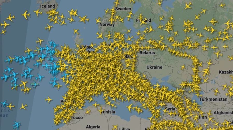 Am Morgen des 25. Februar fliegt kein Flugzeug über die Ukraine.