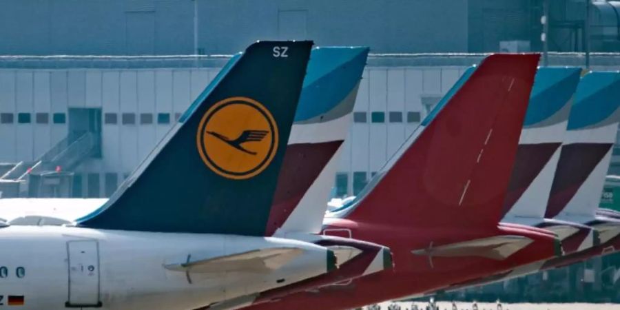 Lufthansa will mit der neuen Langstreckengesellschaft «Eurowings Discover» ab Frankfurt 33 neue Urlaubsziele anfliegen. Dazu zählen vor allem die kanarischen Inseln, Griechenland sowie die Karibik. Foto: Federico Gambarini/dpa