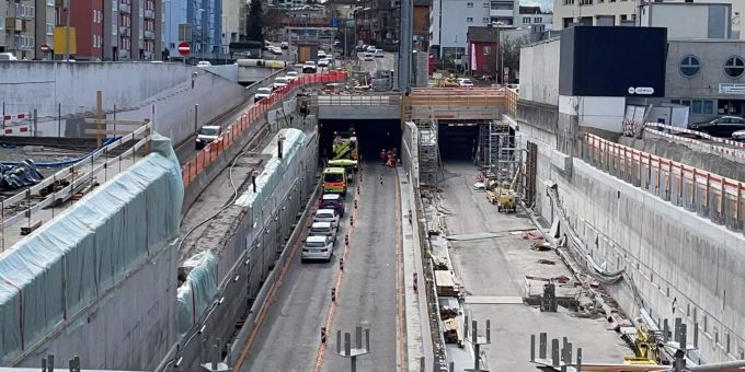 Am Samstag kam es zu einem Unfall im Milchbuck-Tunnel Unfall Milchbuck