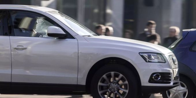 «Sport Utility Vehicles», kurz SUVs, sind die meist gefahrenen Autos in der Schweiz. SUV Grüne