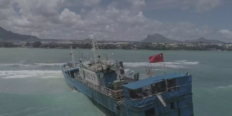 Das vor Mauritius gestrandete Schiff «Lurong Yuan Yu»