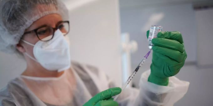 Bis nächsten Sonntag sollen rund 170 Millionen EU-Bürger gegen das Coronavirus geimpft sein. Corona-Impfung