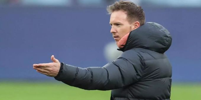 Leipzigs Trainer Julian Nagelsmann gestikuliert an der Seitenlinie während eines Spiels. Foto: Jan Woitas/dpa-Zentralbild/dpa Leipzigs Trainer Julian Nagelsmann gestikuliert an der Seitenlinie während eines Spiels. Foto: Jan Woitas/dpa-Zentralbild/dpa