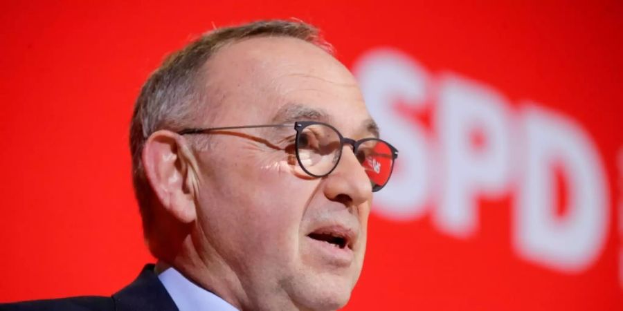 SPD-Chef Walter-Borjans Mitte März