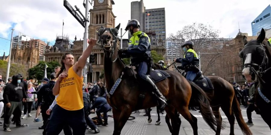 Ausschreitungen bei Corona-Protesten in Sydney