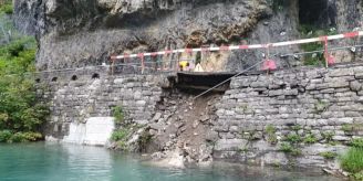 Klöntal GL - Strasse am Klöntalersee nach Unwetter abgerutscht