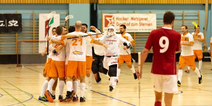 Das Fanionteam des UHC Tuggen-Reichenburg will mit einer optimalen Saisonvorbereitung dafür sorgen, damit solche Bilder in der kommenden Spielzeit möglichst oft zu sehen sind. Fanionteam des UHC Tuggen-Reichenburg